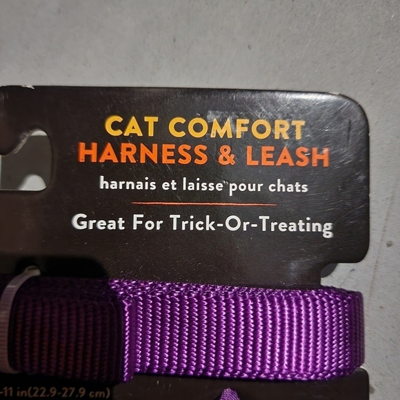 NWT Thrills & Chills Cat Comfort Harness & Leash Celestial Moons Stars Halloween - Picture 6 of 8